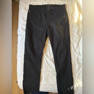 Tommy Hilfiger black chino(the flex) 34x32